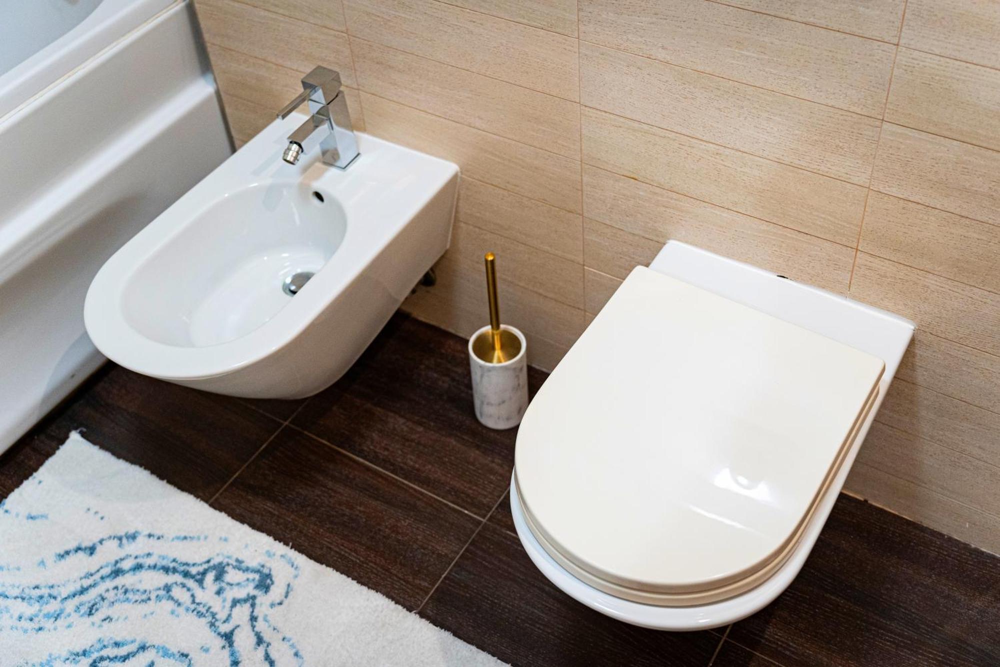 פראג Golden River Apartment מראה חיצוני תמונה