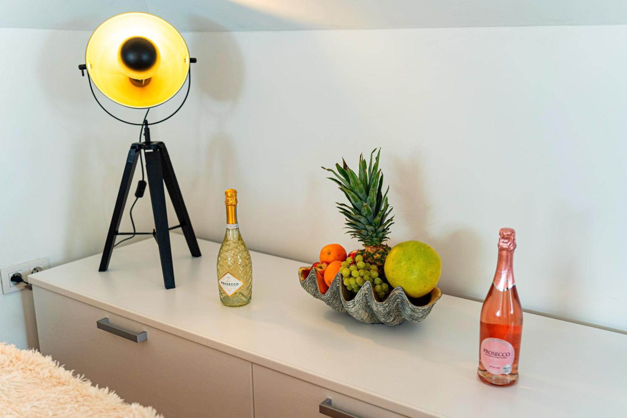 פראג Golden River Apartment מראה חיצוני תמונה
